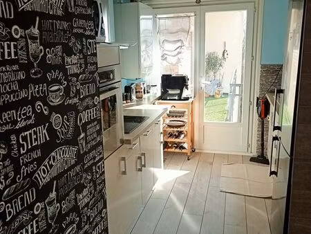 vends appartement f3