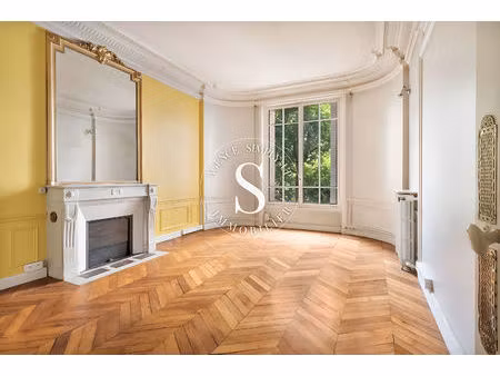 boulevard raspail - appartement 6 pièces - professions libérales autorisées