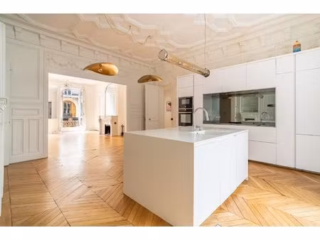 paris 8ᵉ – rue du général foy / plaine-monceau