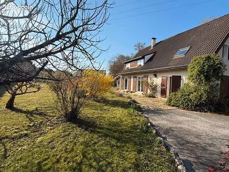 maison 6 pièces 144 m²