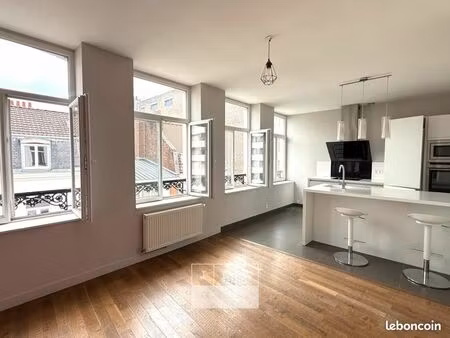 appartement 3 pièces 77 m²