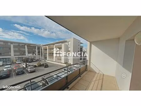 exclusivité foncia  t2 41.76 m2 avec terrasse de 10.76m2 et parking privatif