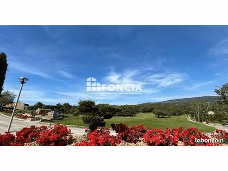 exclusivité foncia  joli t2 de 37.6m2 au 1er et dernier étage avec terrasse. ilot petrarqu