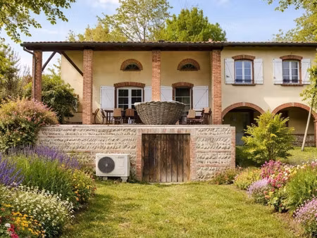 maison de luxe à vendre à rebigue