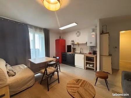 appartement t2 château