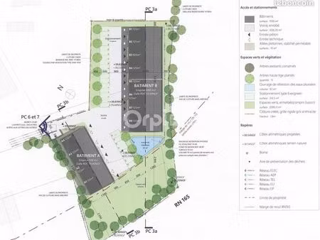 local d'activité 1 500 m²