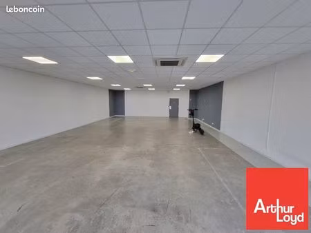 local commercial 180 m² bessines