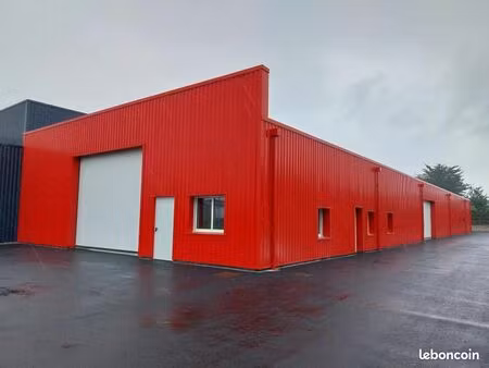 bureau 742 m²