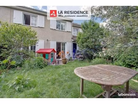 maison 6 pièces 115 m²