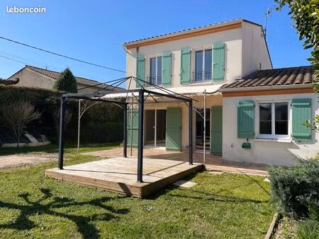 nouveau prix attractif lumineuse maison familiale très bien entretenue 4 chambres 101m2
