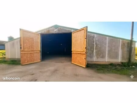 loue hangar 250m2 loireauxence