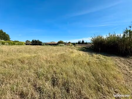 terrain 1207 m² aubignan