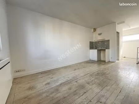 studio 1 pièce 25 m²