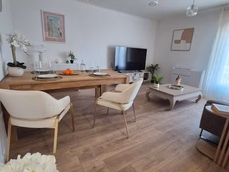 appartement climatisé avec parking