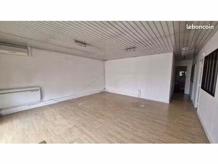 local bureaux 95 m²