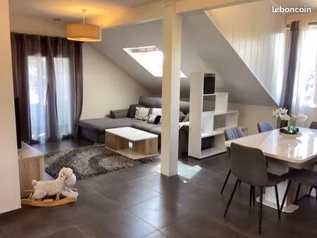 grand appartement type t3 de 105 m2 au sol