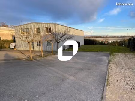 bureau 130 m²