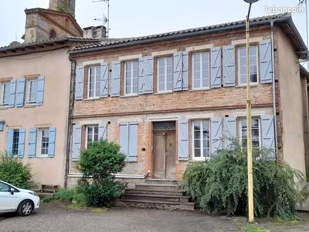 bel immeuble 5 appartements à aucamville 82