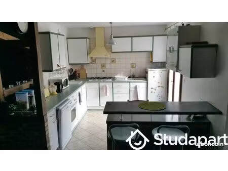 chambre 1 pièce 9 m²