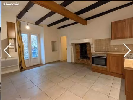 maison de ville sans jardin - charroux 86250
