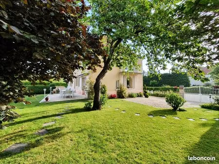 maison briarde - 190 m2 - 7 pièces