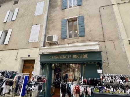 local 120 m² vaison-la-romaine