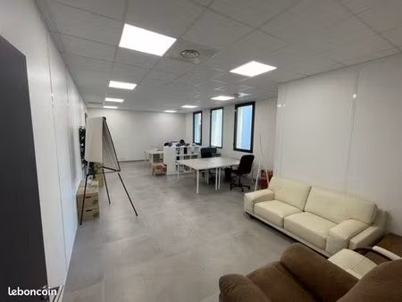 local commercial 180 m²