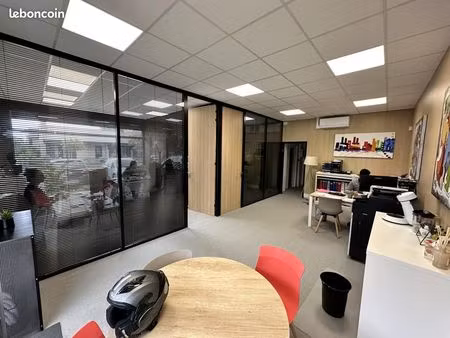 local commercial 75 m²