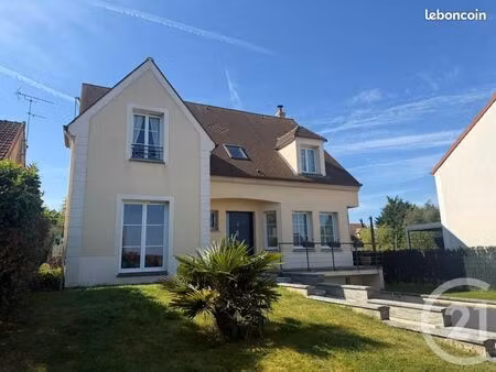 maison 6 pièces 159 m²