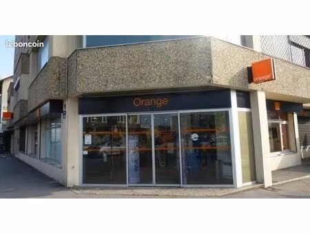 local bureaux 380 m²