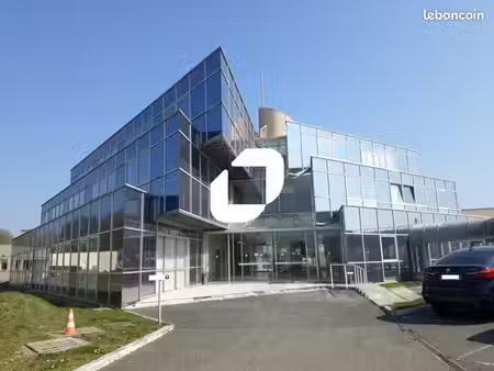 bureau 391 m²