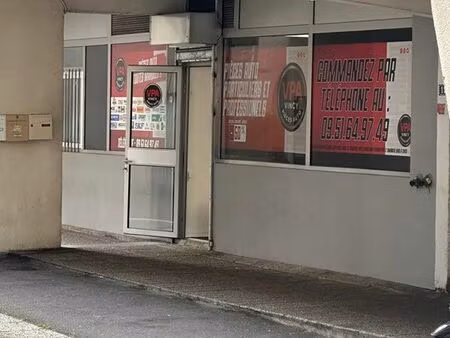 local a vendre