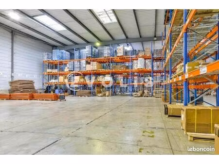 local industriel 1 998 m²