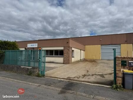 entrepôt 1000 m² thorigny sur marne