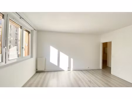 boulogne nord - escudier - métro jean jaurès - studio 35m²