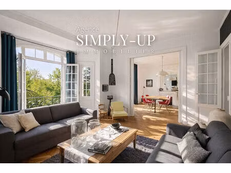 propriété familiale avec dépendances - 8 pièces 230 m2