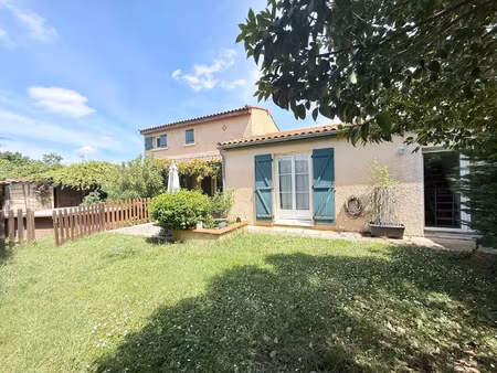 jolie maison de 158m2 sur 391m2 de parcelle  plein centre de