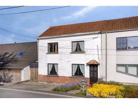 maison à vendre + garage + prairie