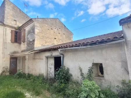 maison à vendre 5 pièces de 116 m2 saint estephe (33)