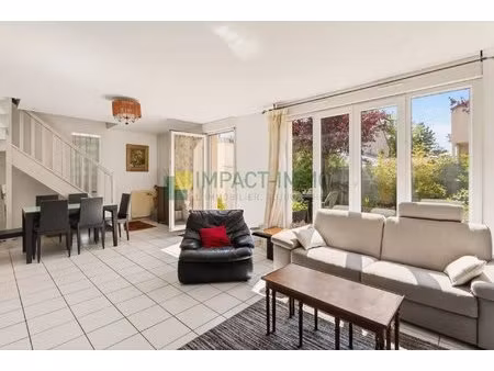 jolie maison familiale à colombes