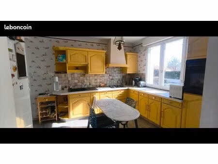 maison avec terrain dans village