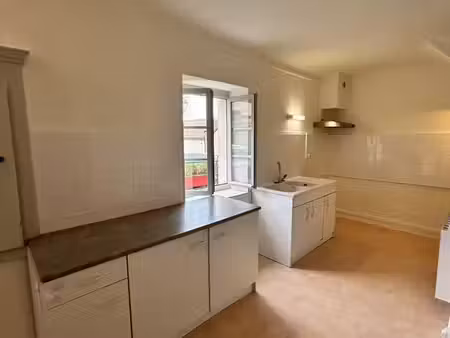 maison à louer - 4 pièces - 114 m2 - vaux en beaujolais - 69 - rhone-alpes