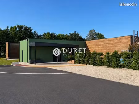local 690 m² landeronde