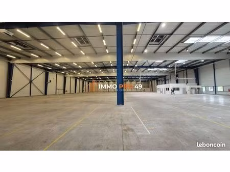 local 4630 m² mortagne-sur-sèvre