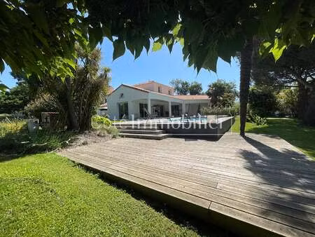 vente maison piscine à port-saint-père (44710) : à vendre piscine / 158m² port-saint-père