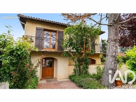 propriété 8 pièces 207 m²