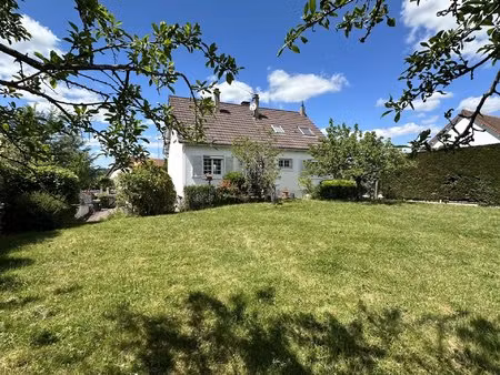 auxerre périphérie - pavillon familial 6 pièces avec sous-sol total