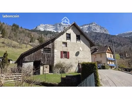 maison 7 pièces 133 m²