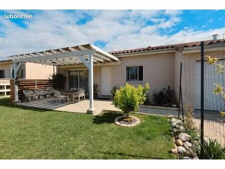 maison 3 pièces 80 m²