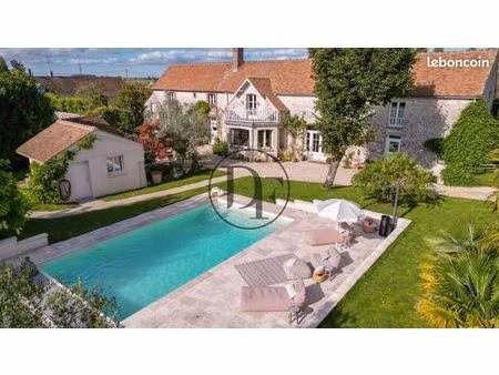 longère 6 pièces 255 m²